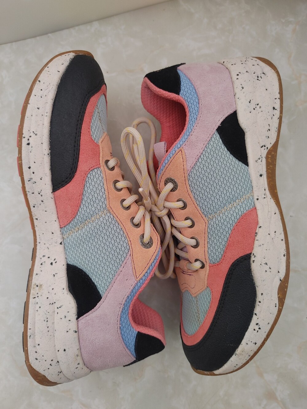 Women's Shoes Size 9 Taos Advance Multicolor Purple Blue Orange Sneakers